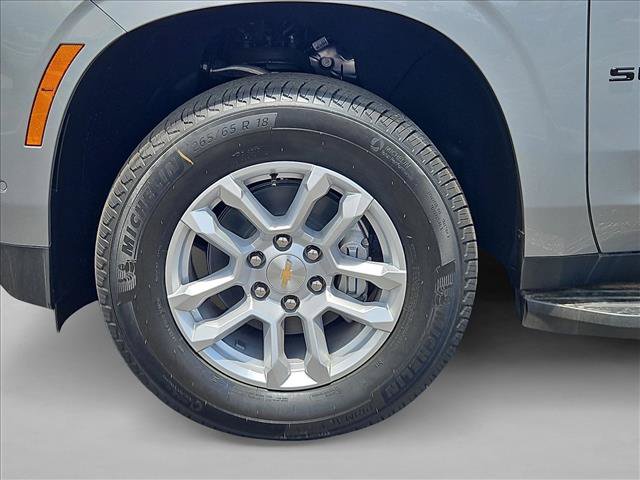 New 2026 Chevrolet Suburban LS w/ LPO, Dark Essentials Package RWD image 10