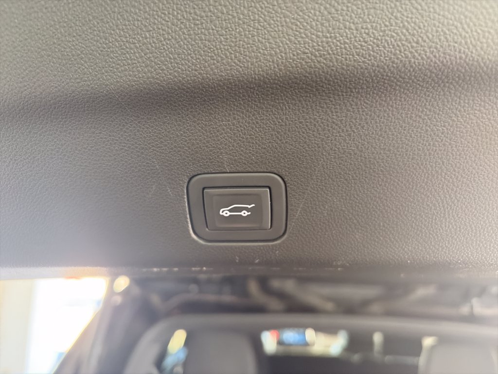 Used 2024 Chevrolet Tahoe LT AWD/4WD image 37