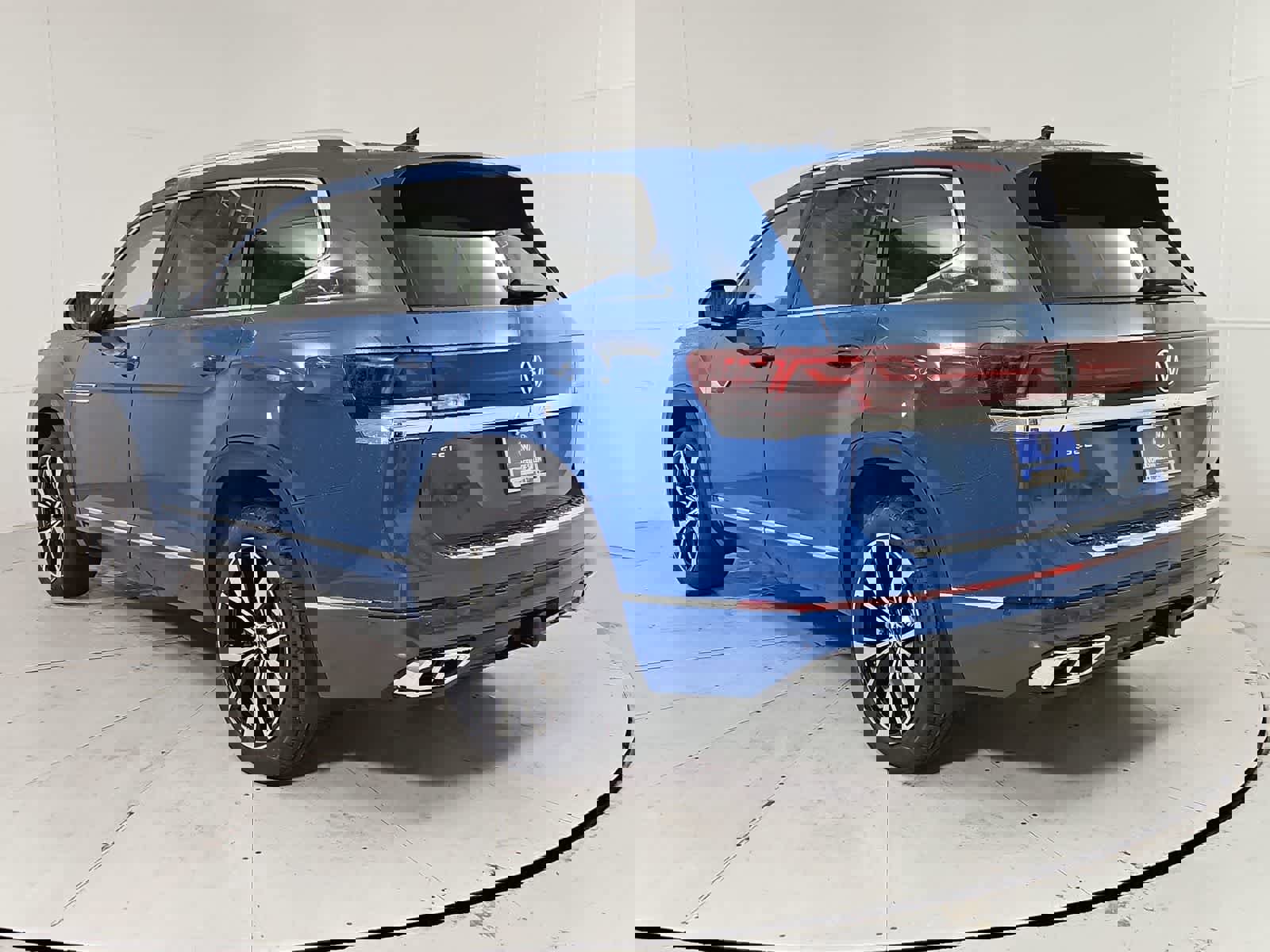 New 2026 Volkswagen Atlas SEL Premium R-Line image 4