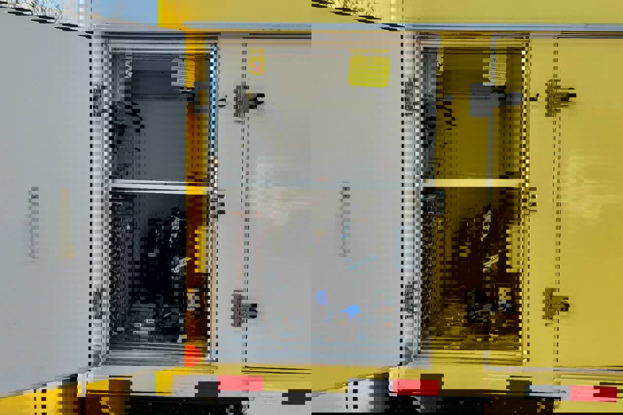 Used 2022 Ford E-450 and Econoline 450 Super Duty image 38