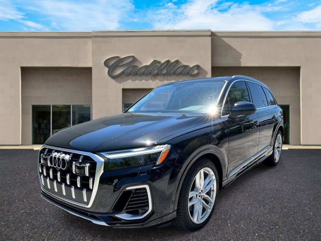 Used 2025 Audi Q7 3.0T Premium Plus image 8