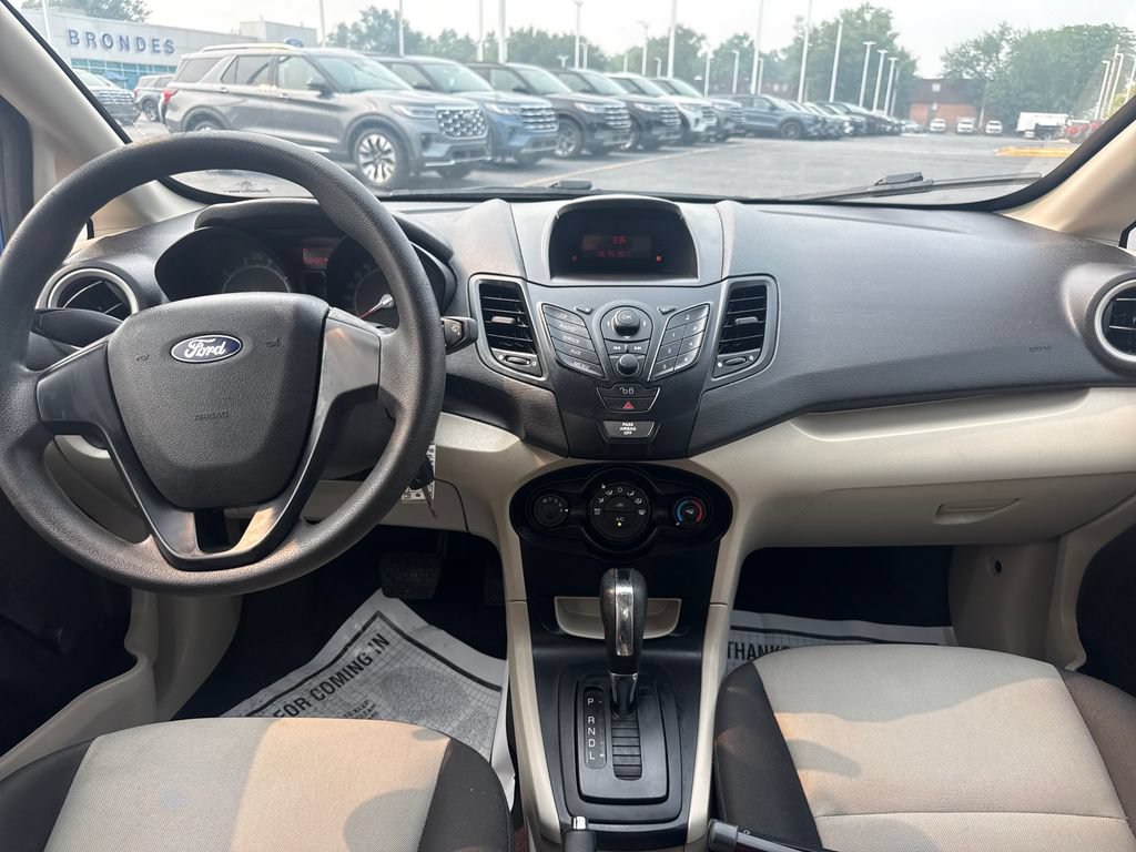 Used 2011 Ford Fiesta S FWD image 15
