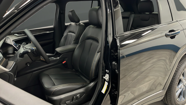 New 2026 Jeep Grand Cherokee Limited AWD/4WD image 9