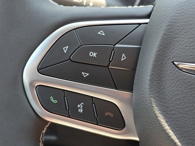 New 2026 Chrysler Pacifica Select image 14