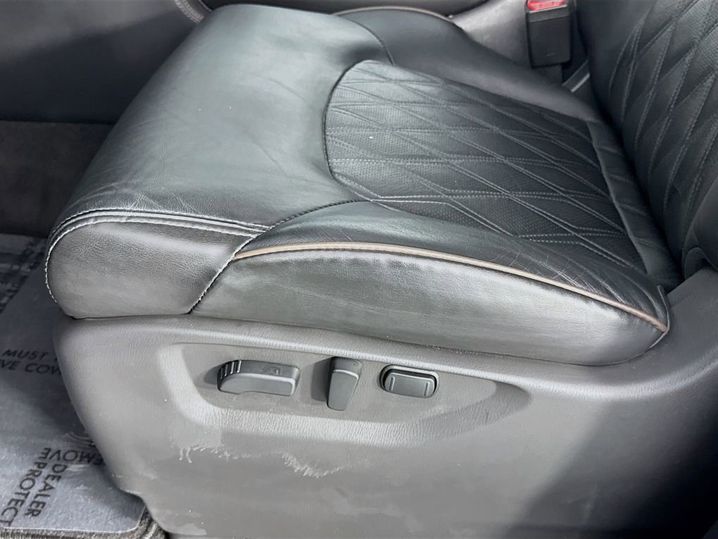 Used 2021 Nissan Armada Platinum image 22