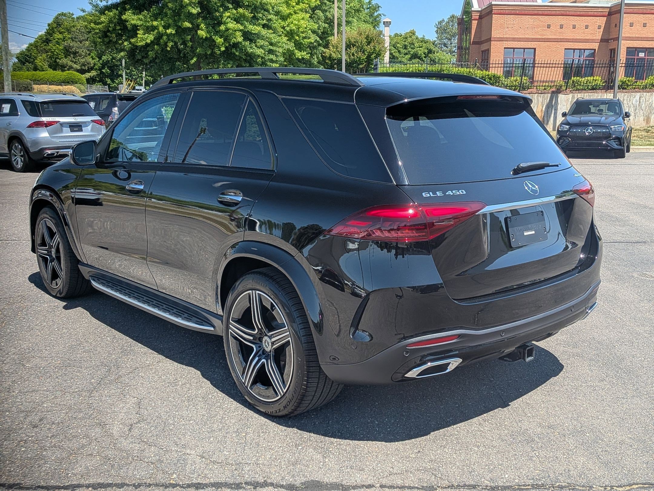 Certified 2026 Mercedes-Benz GLE 450 4MATIC image 5