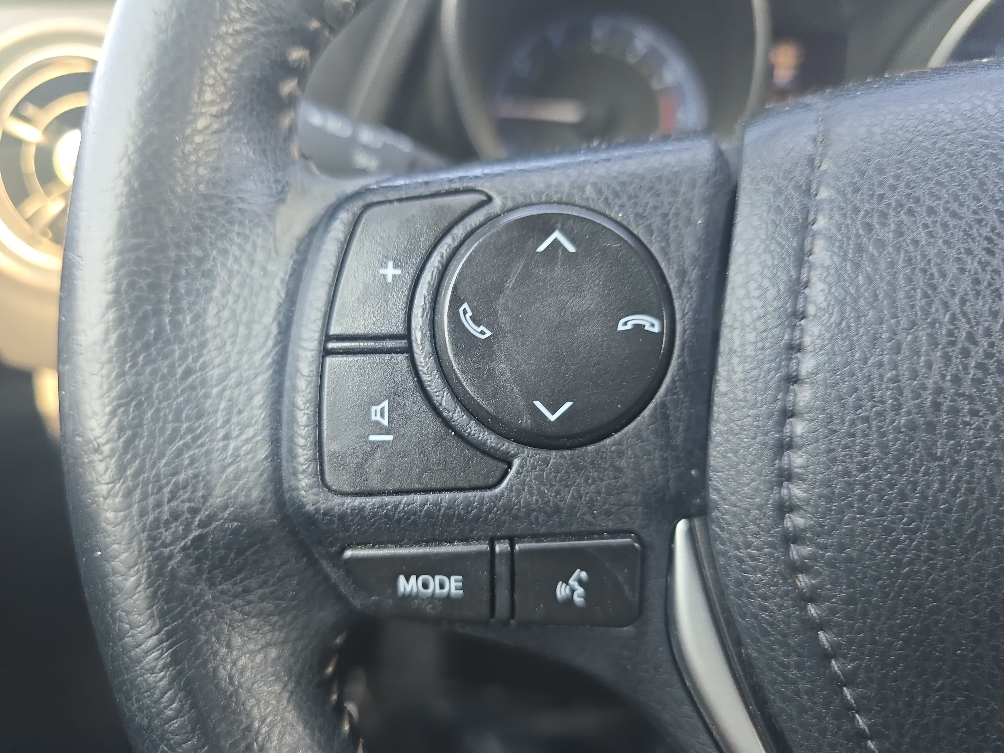 Used 2017 Toyota Corolla iM w/ Carpet Mat Package FWD image 16