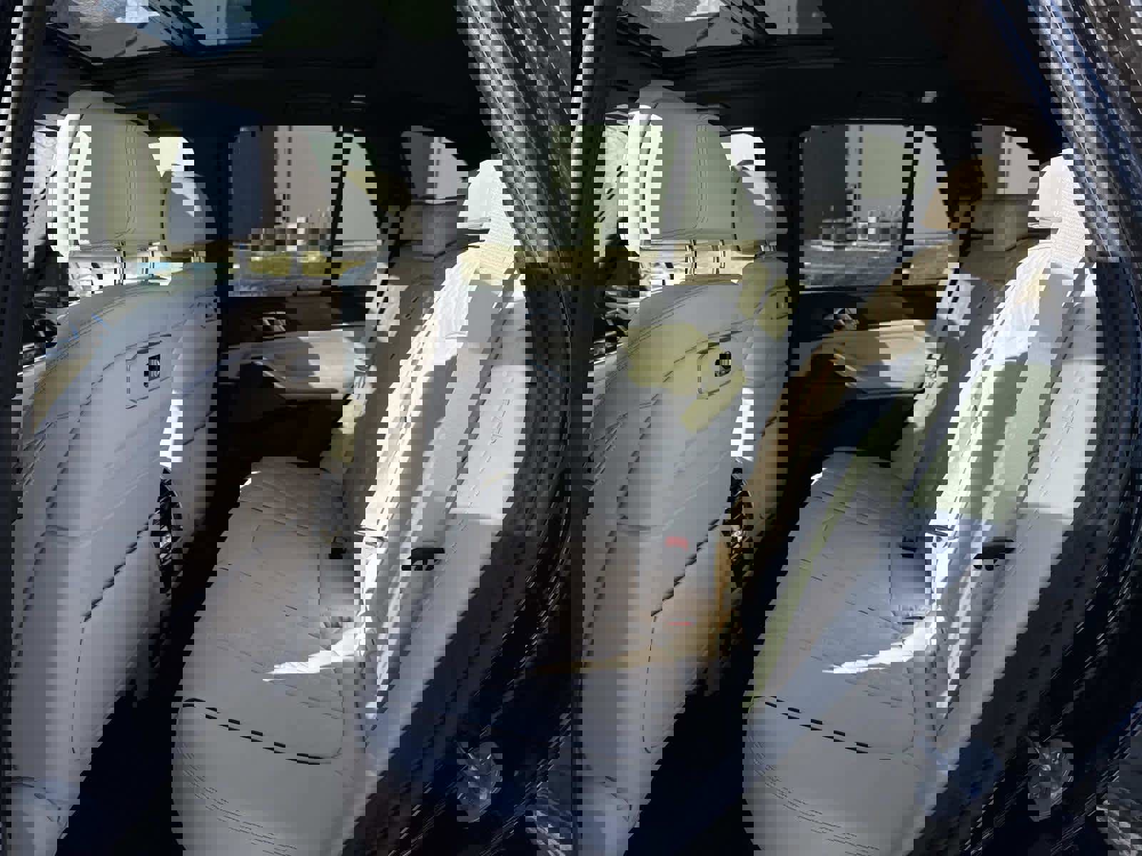 New 2026 BMW X5 xDrive40i w/ Executive Package image 15