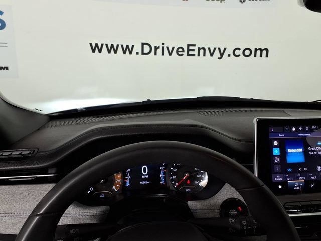 Used 2024 Jeep Compass Latitude AWD/4WD image 25