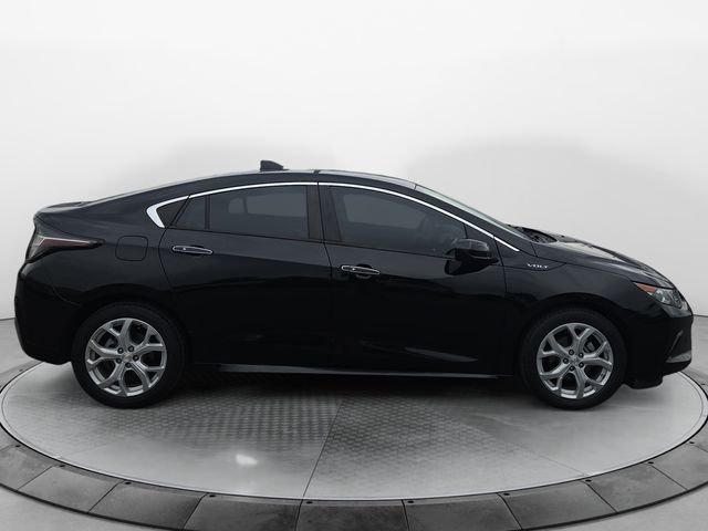 Used 2018 Chevrolet Volt Premier w/ Driver Confidence Package FWD image 6