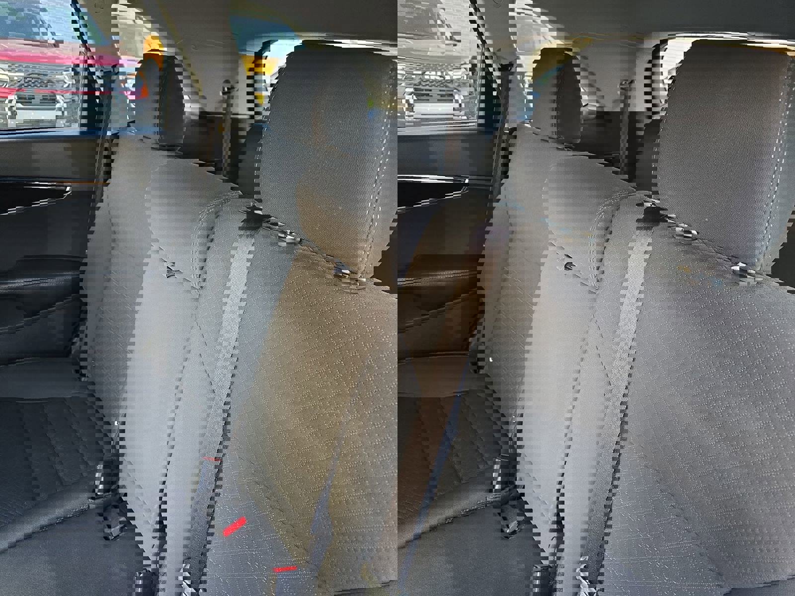 Used 2020 Kia Sorento LX FWD image 14