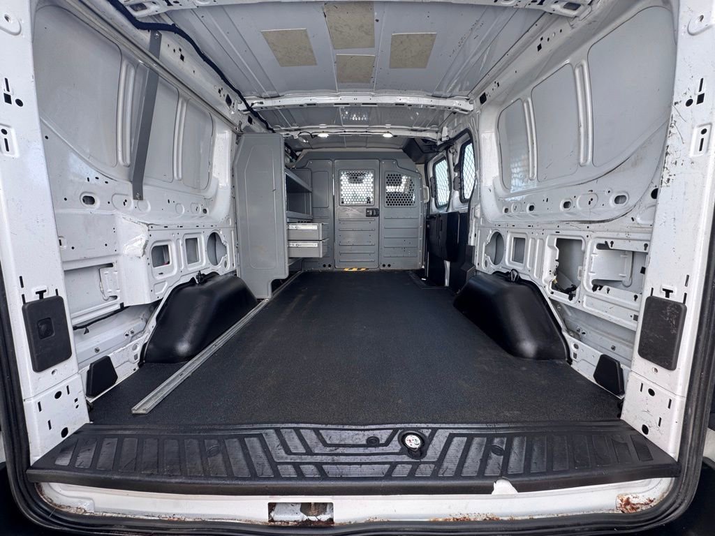Used 2019 Ford Transit 250 130 Low Roof image 21