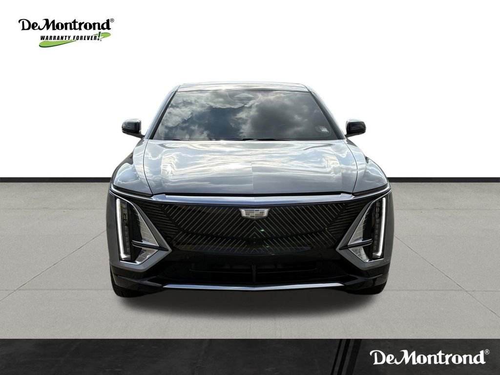 Used 2024 Cadillac Lyriq Luxury RWD image 2