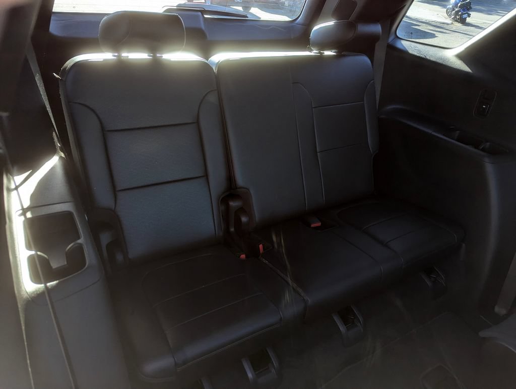 Used 2022 Chevrolet Traverse High Country AWD/4WD image 42