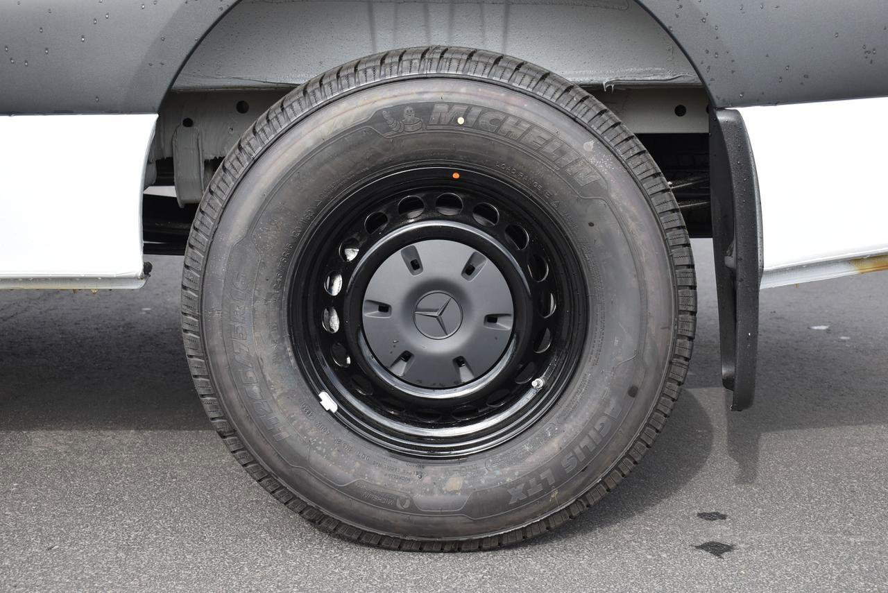New 2025 Mercedes-Benz Sprinter 2500 image 15