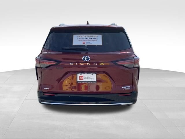 Certified 2024 Toyota Sienna Limited AWD/4WD image 3