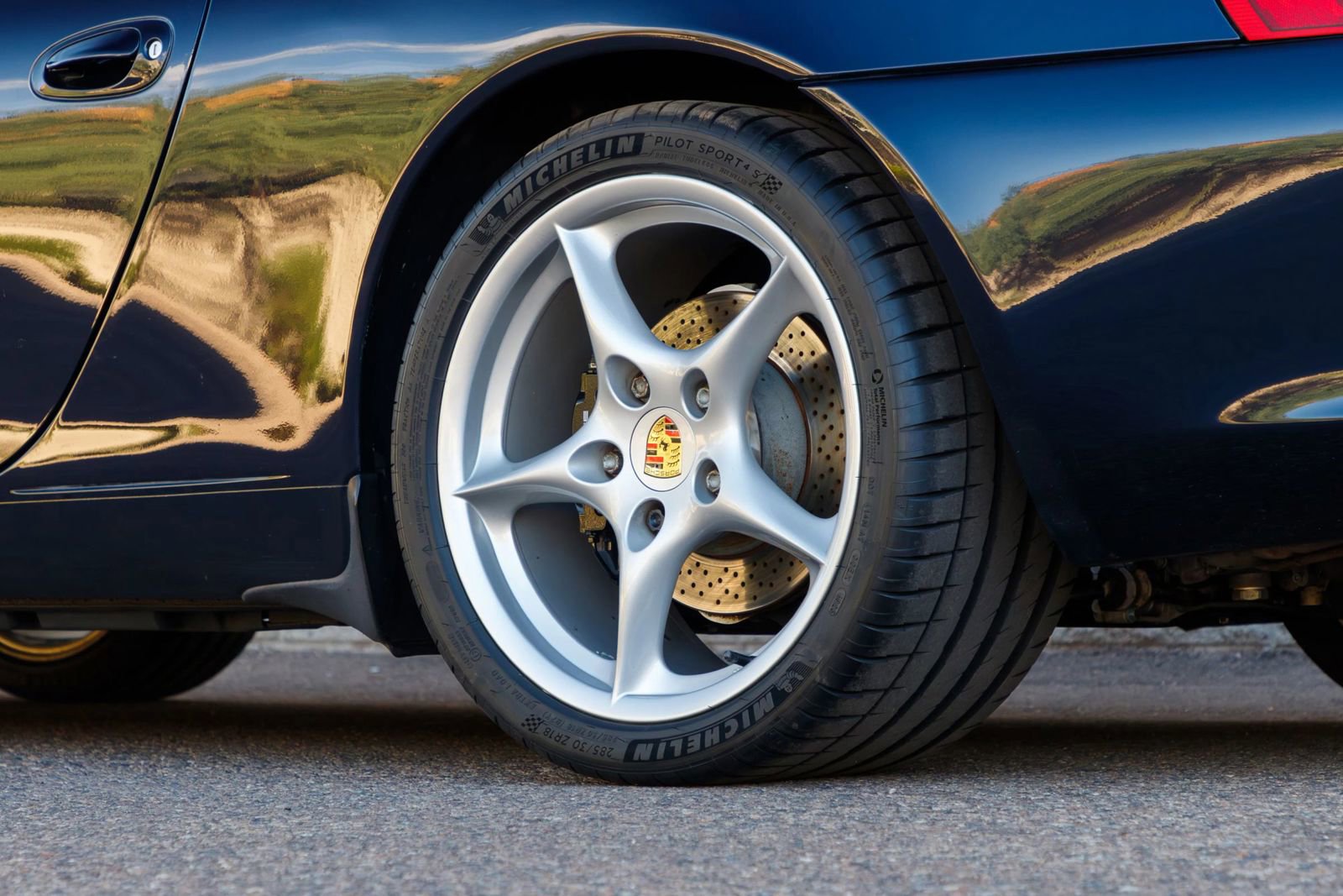 Used 2003 Porsche 911 Carrera image 42