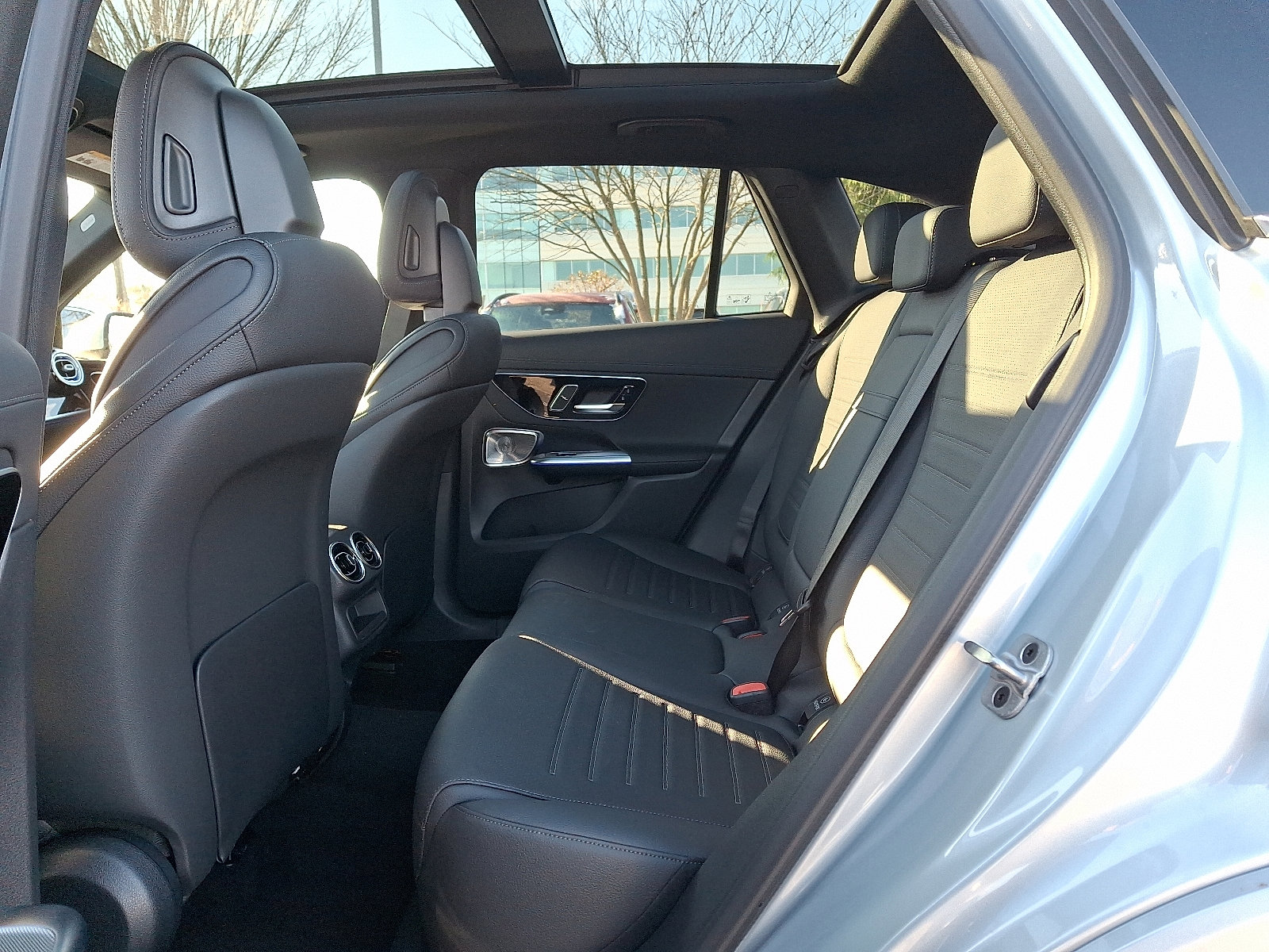 New 2026 Mercedes-Benz GLC 300 4MATIC image 5