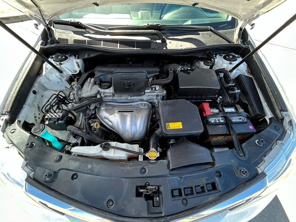 Used 2014 Toyota Camry LE image 30