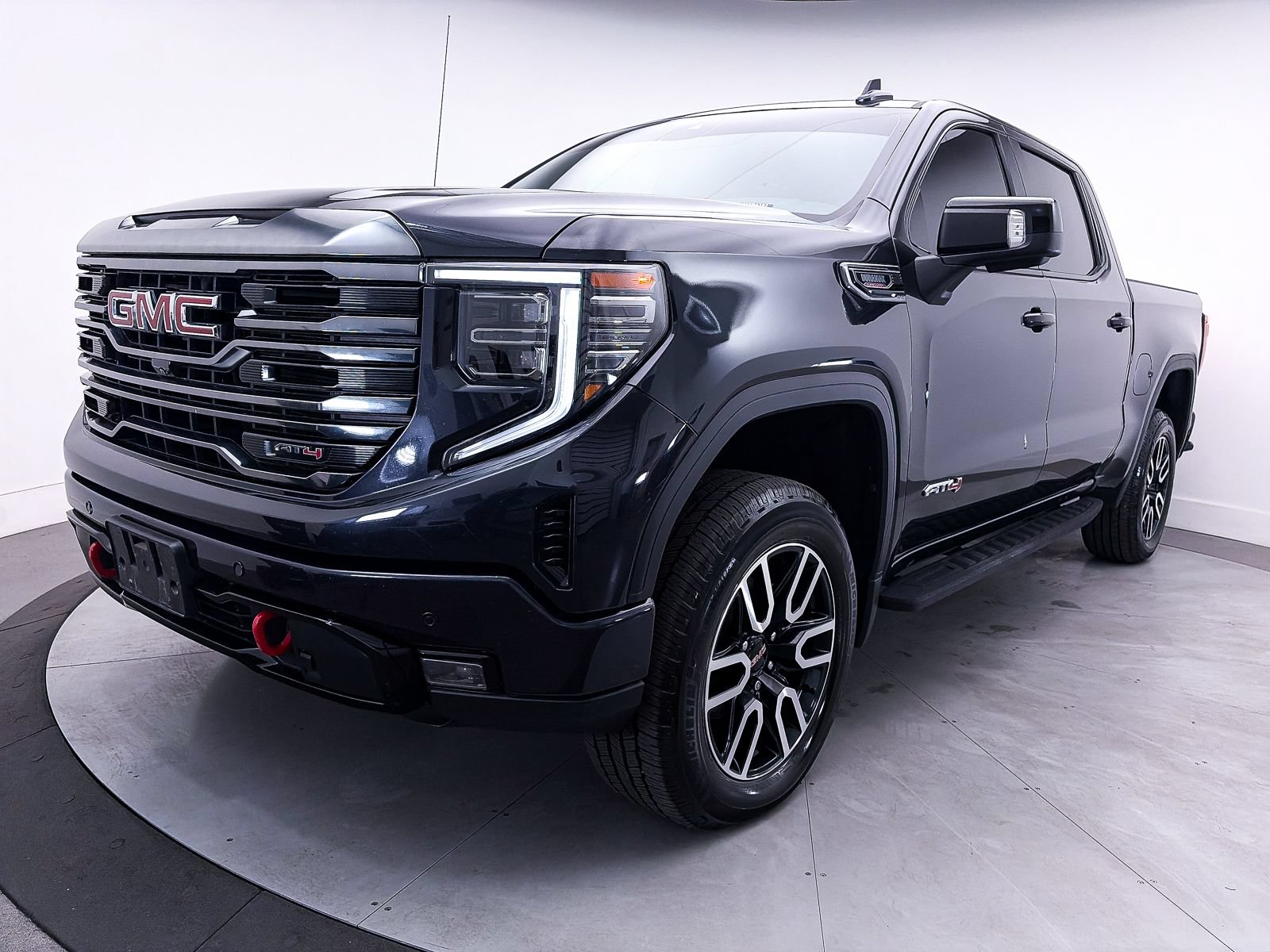 Used 2023 GMC Sierra 1500 AT4 w/ AT4 Premium Package AWD/4WD image 15