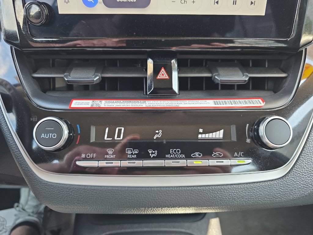 Used 2026 Toyota Corolla LE FWD image 33