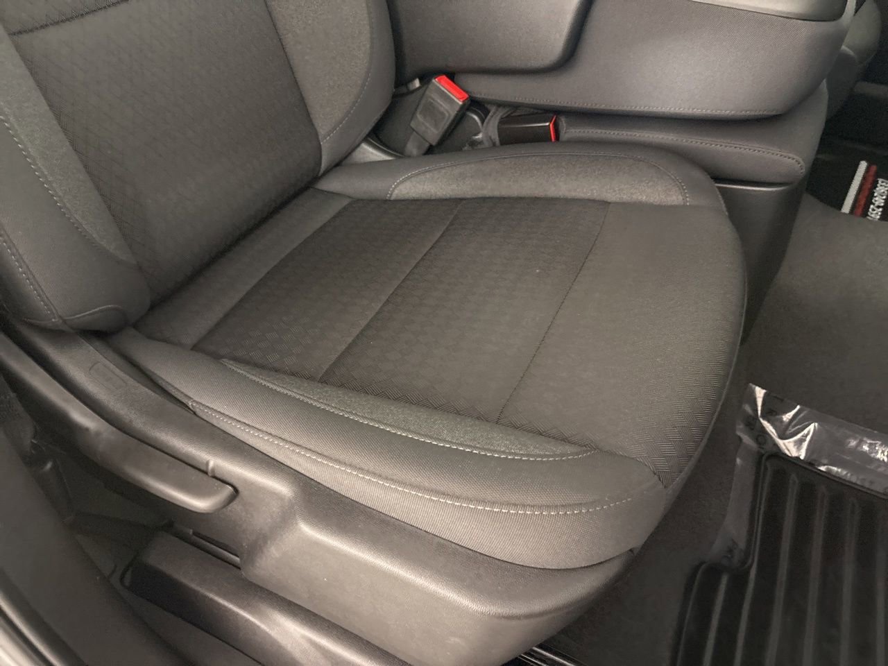 Used 2024 GMC Sierra 1500 Elevation image 27