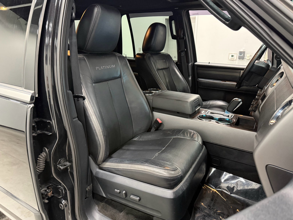 Used 2015 Ford Expedition Platinum image 37