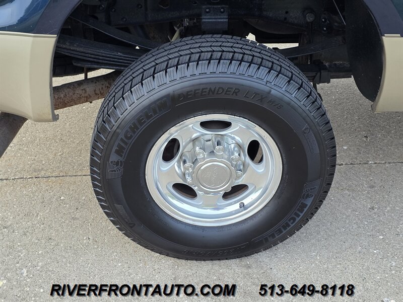 Used 2001 Ford F350 Lariat AWD/4WD image 21
