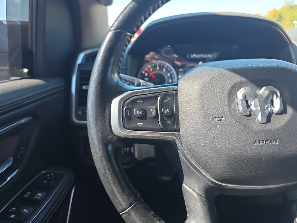 Used 2019 RAM 1500 Laramie AWD/4WD image 28