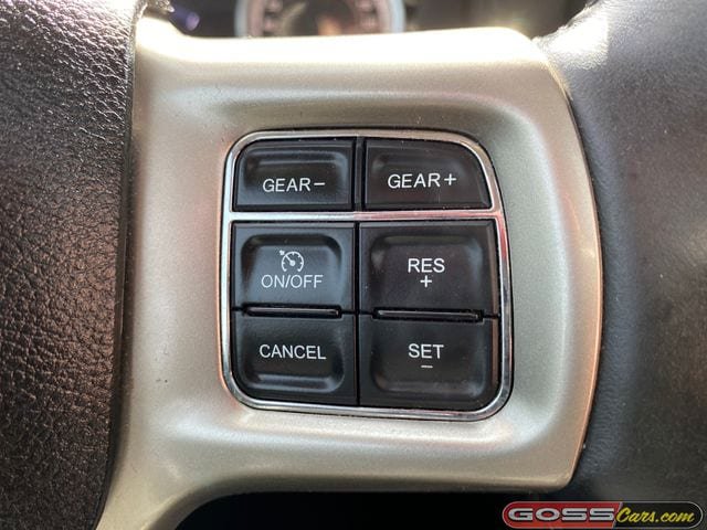 Used 2017 RAM 1500 Laramie w/ Convenience Group AWD/4WD image 21