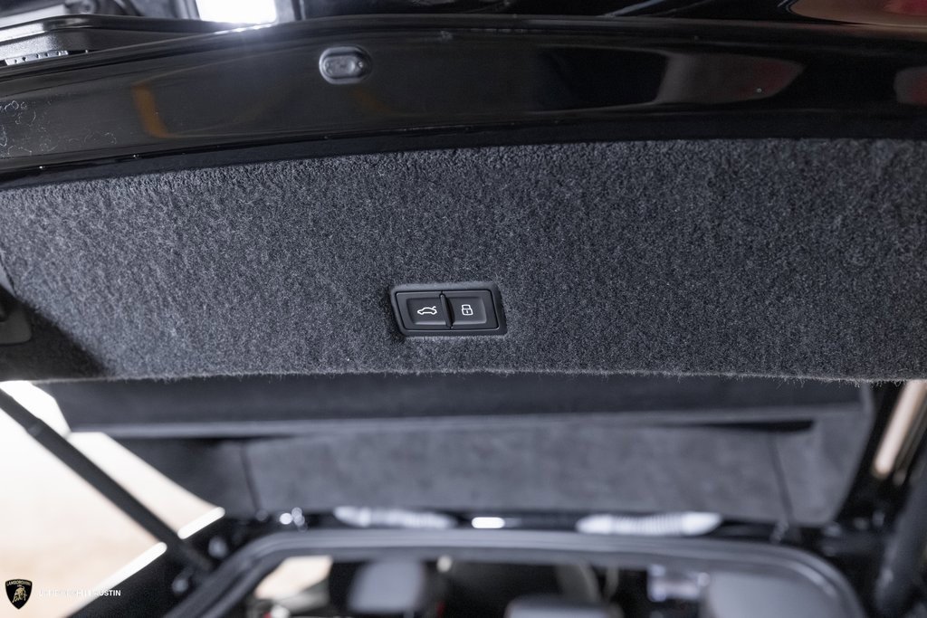 Used 2024 Lamborghini Urus S image 13