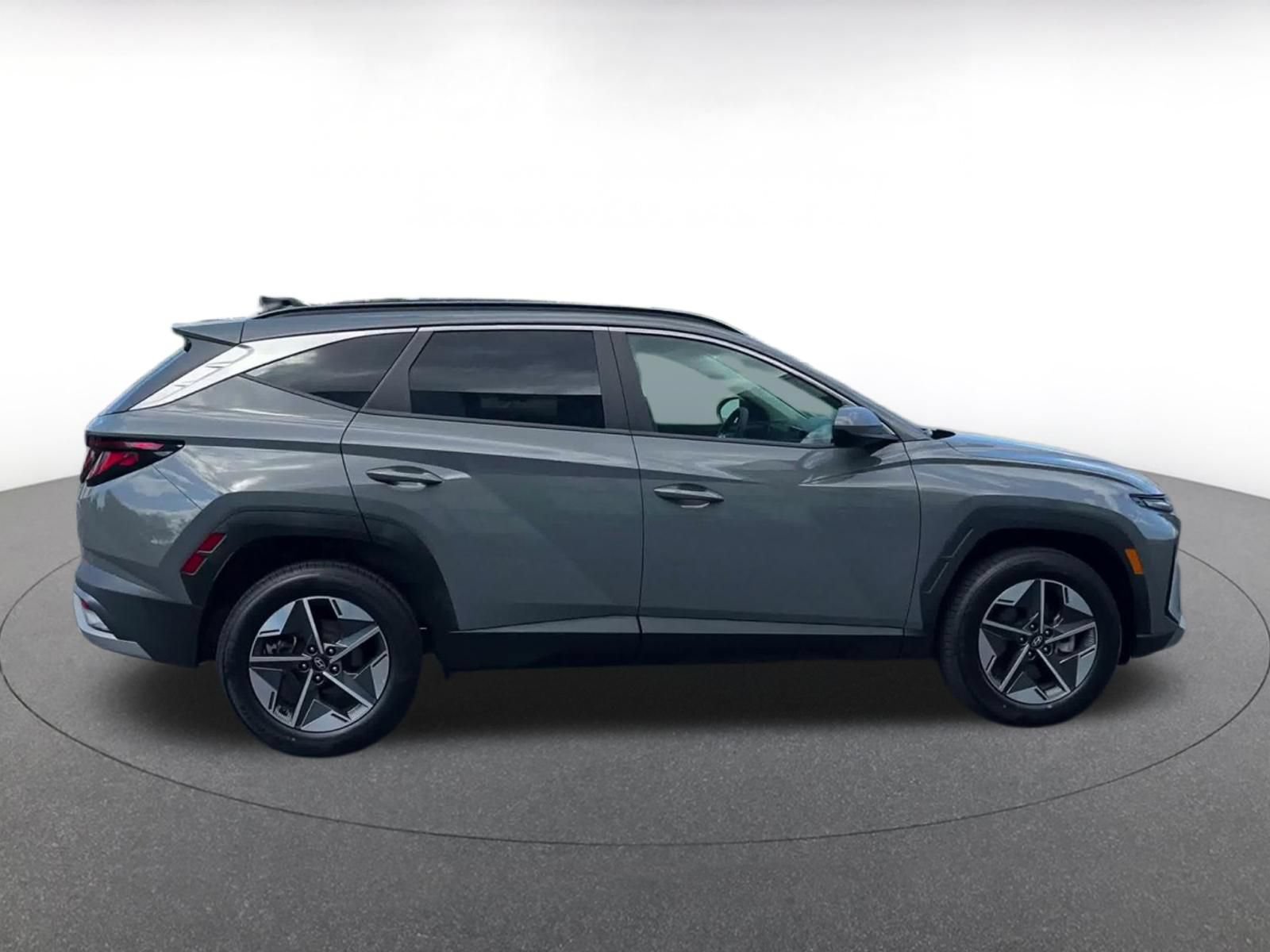 Used 2025 Hyundai Tucson SEL AWD/4WD image 15