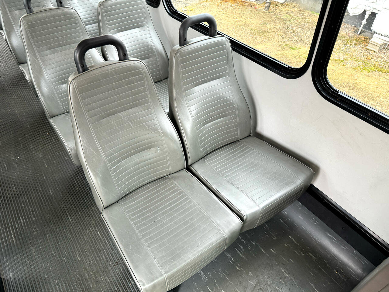 Used 2012 Ford F550 2WD Regular Cab Super Duty w/ Payload Upgrade Pkg image 21