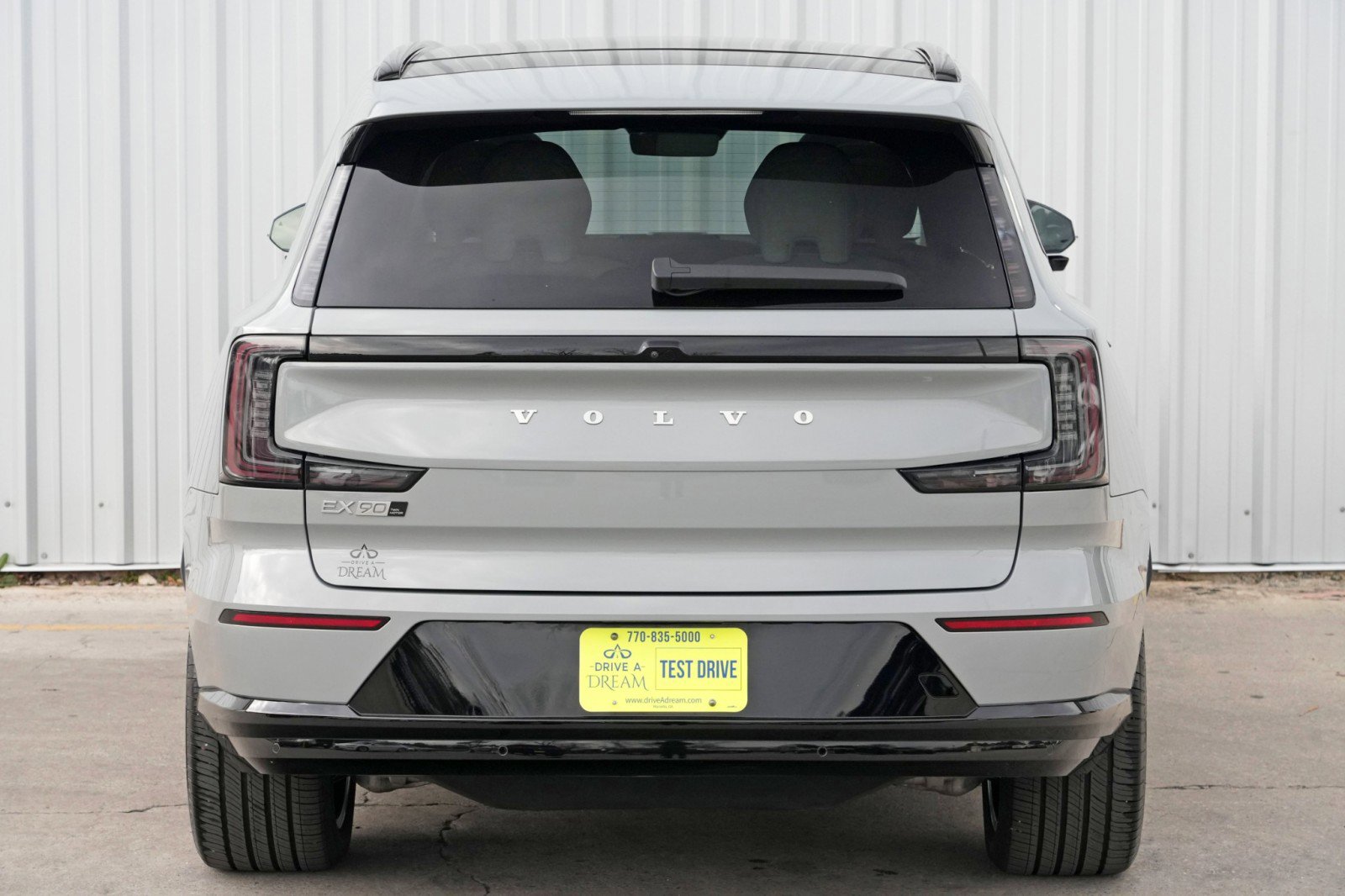 Used 2025 Volvo EX90 Ultra image 50