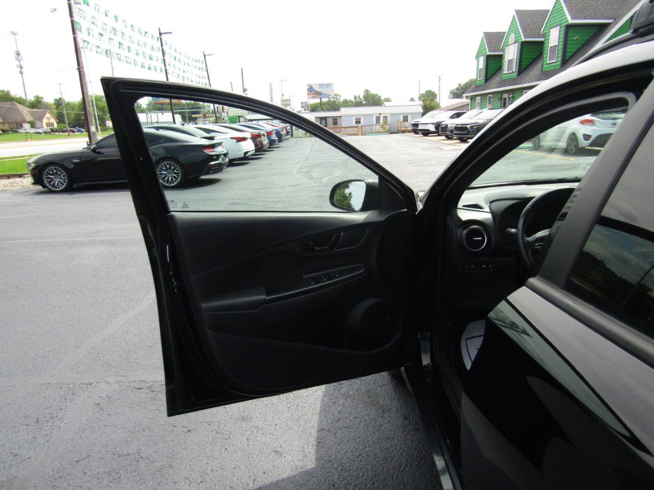 Used 2021 Hyundai Kona Night w/ Cargo Package FWD image 10