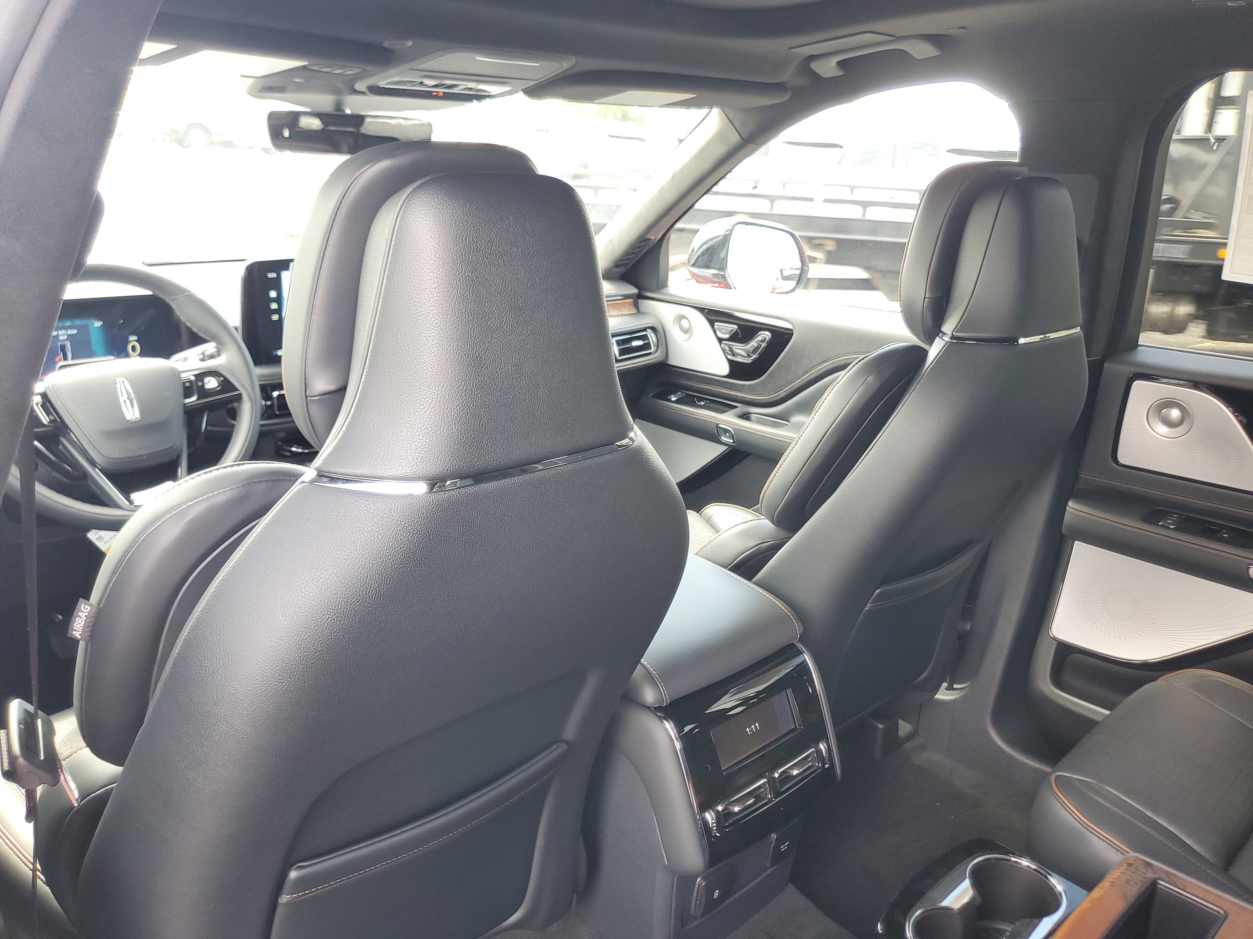 New 2027 Lincoln Aviator Black Label w/ Dynamic Handling Package AWD/4WD image 24