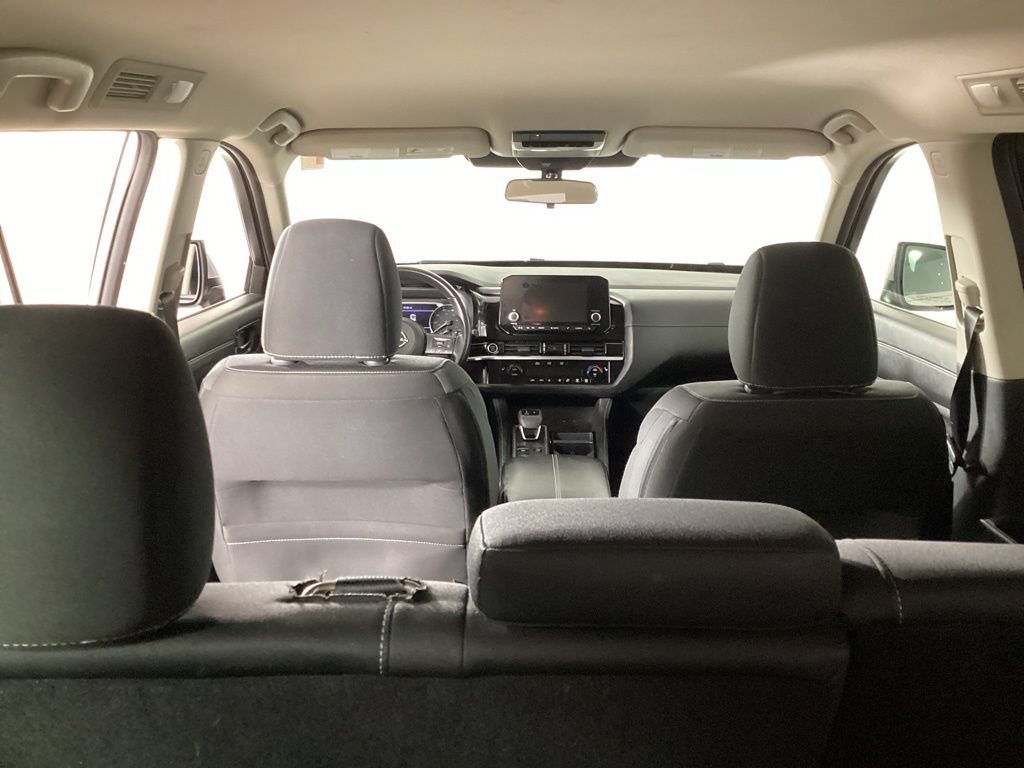Used 2024 Nissan Pathfinder SV FWD image 23
