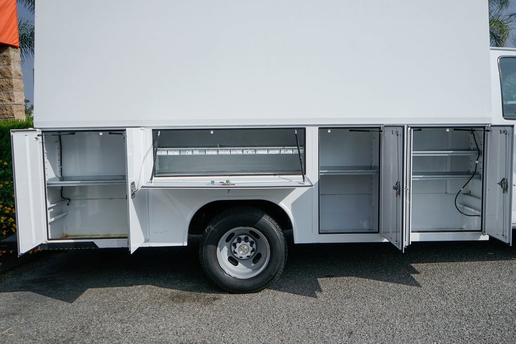 Used 2021 Chevrolet Express 3500 w/ Power Convenience Package image 11