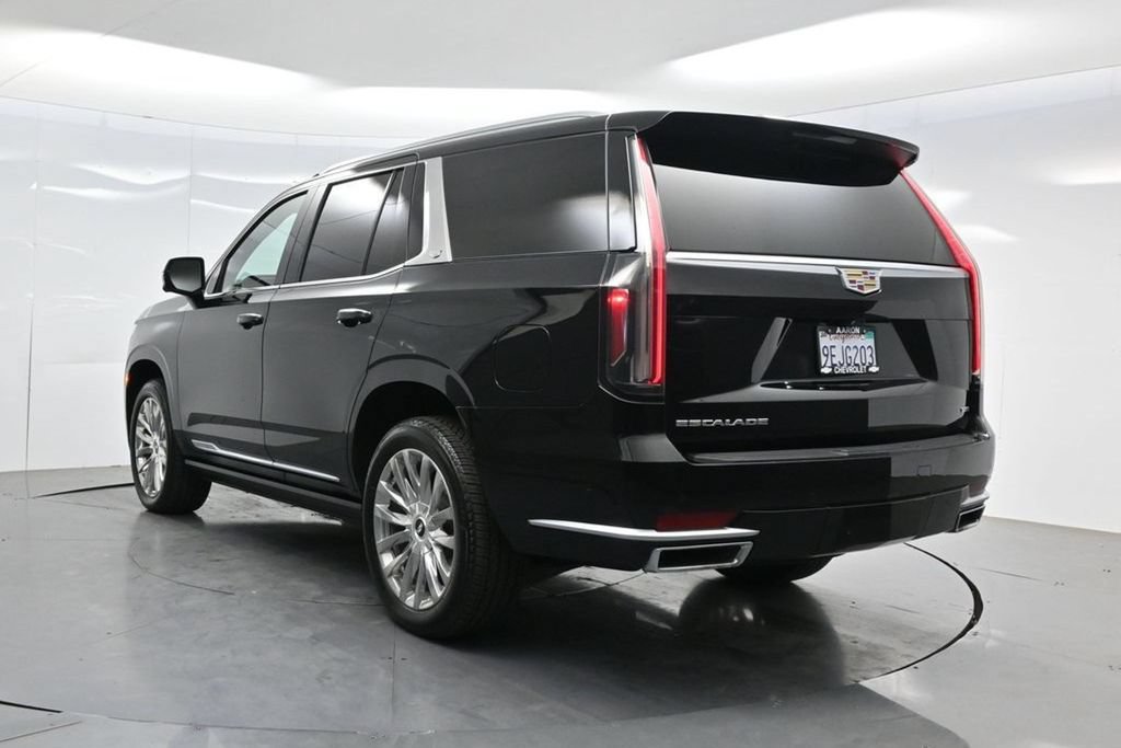 Used 2023 Cadillac Escalade Premium Luxury w/ Performance Package AWD/4WD image 5
