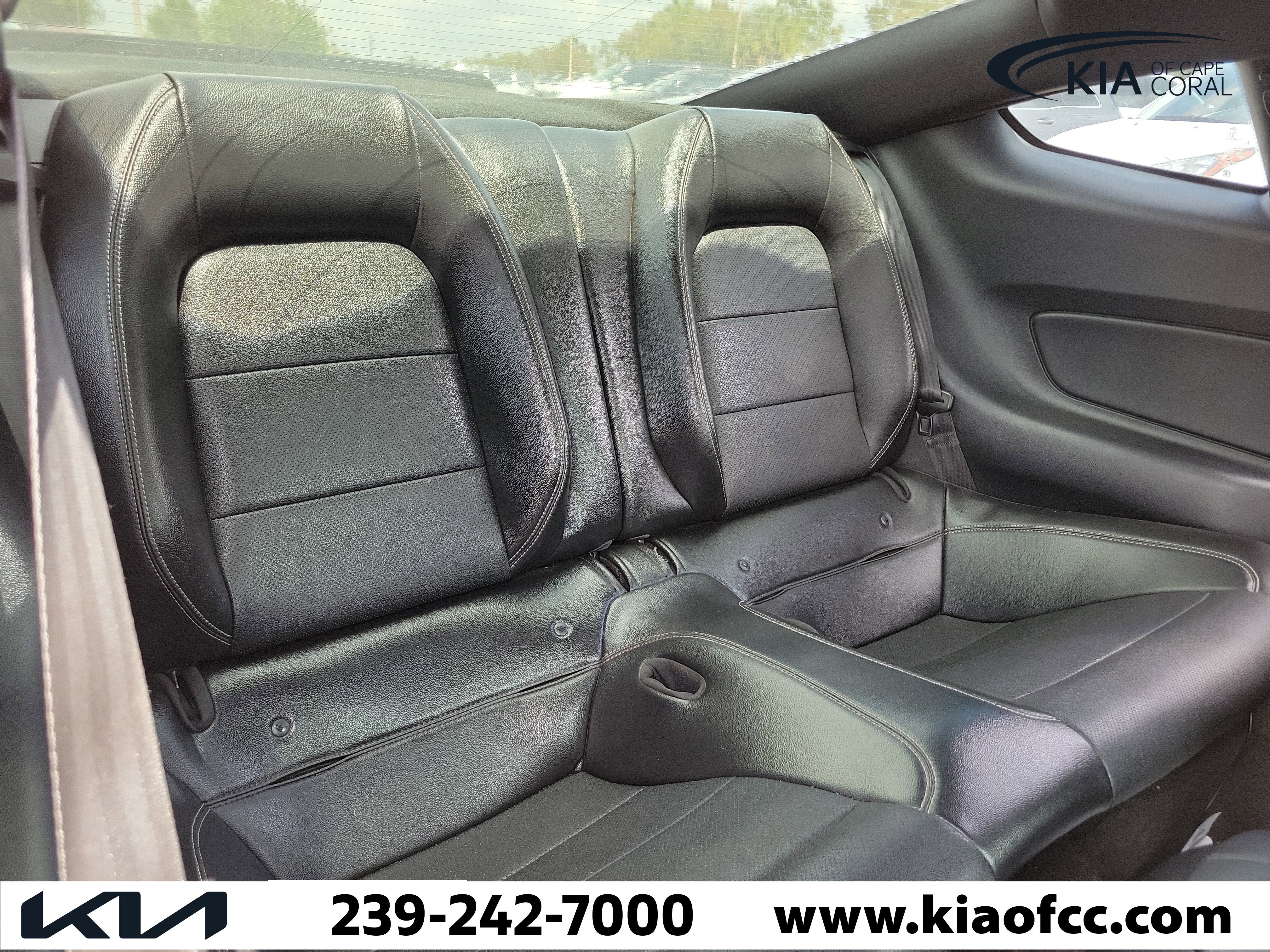 Used 2018 Ford Mustang GT Premium w/ GT Performance Package RWD image 24