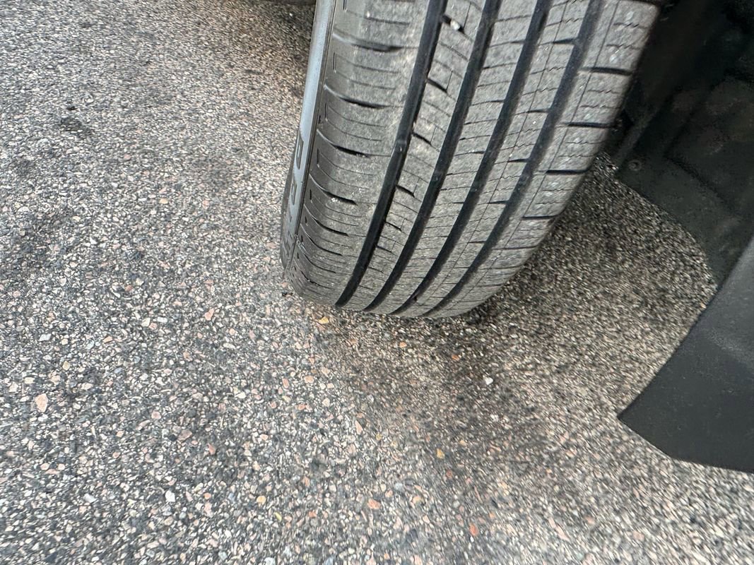 Used 2023 GMC Terrain SLT image 45