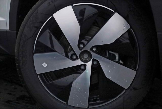New 2026 Volkswagen Taos S image 3