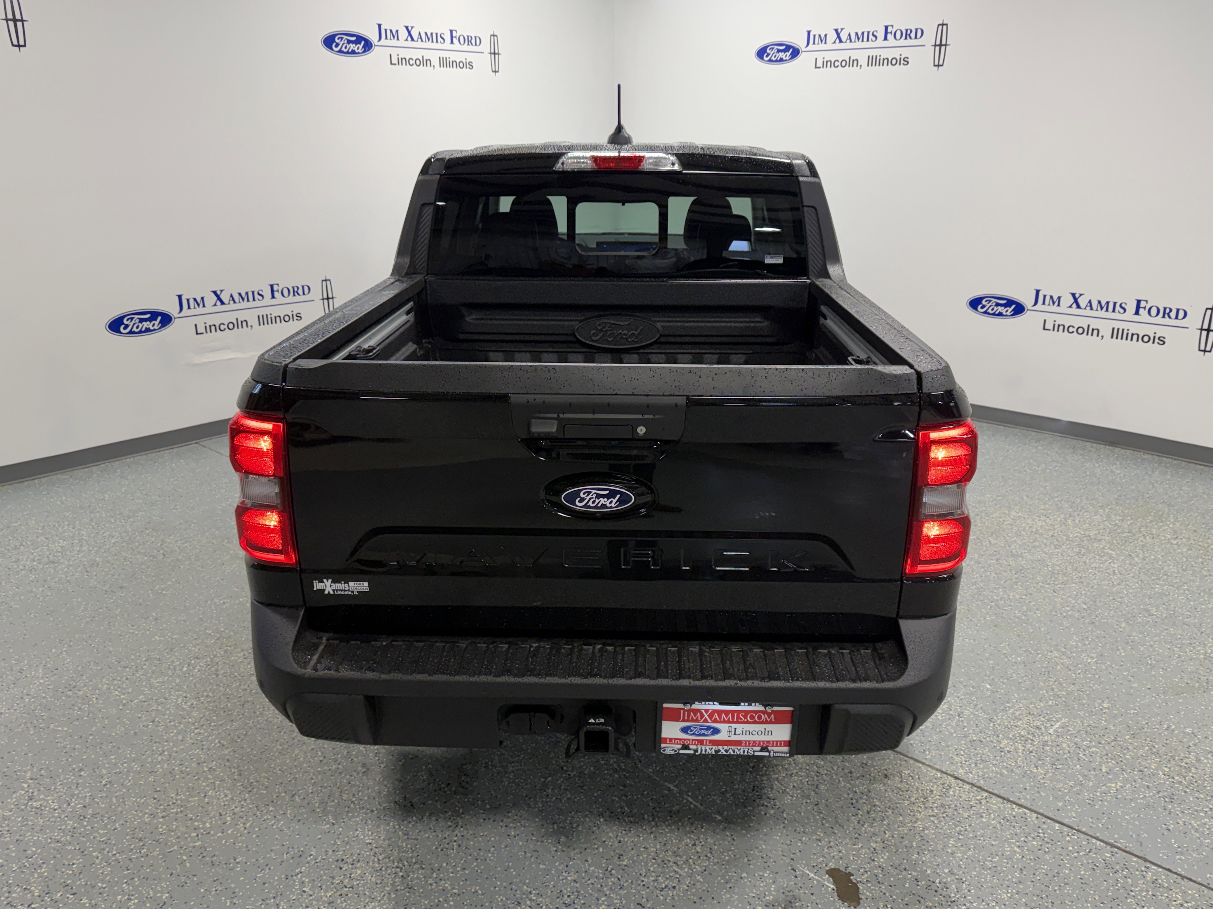 New 2026 Ford Maverick Lariat w/ Black Appearance Package image 32