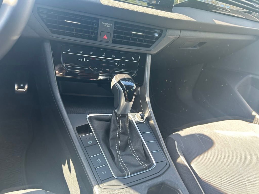 Used 2025 Volkswagen Jetta Sport image 52