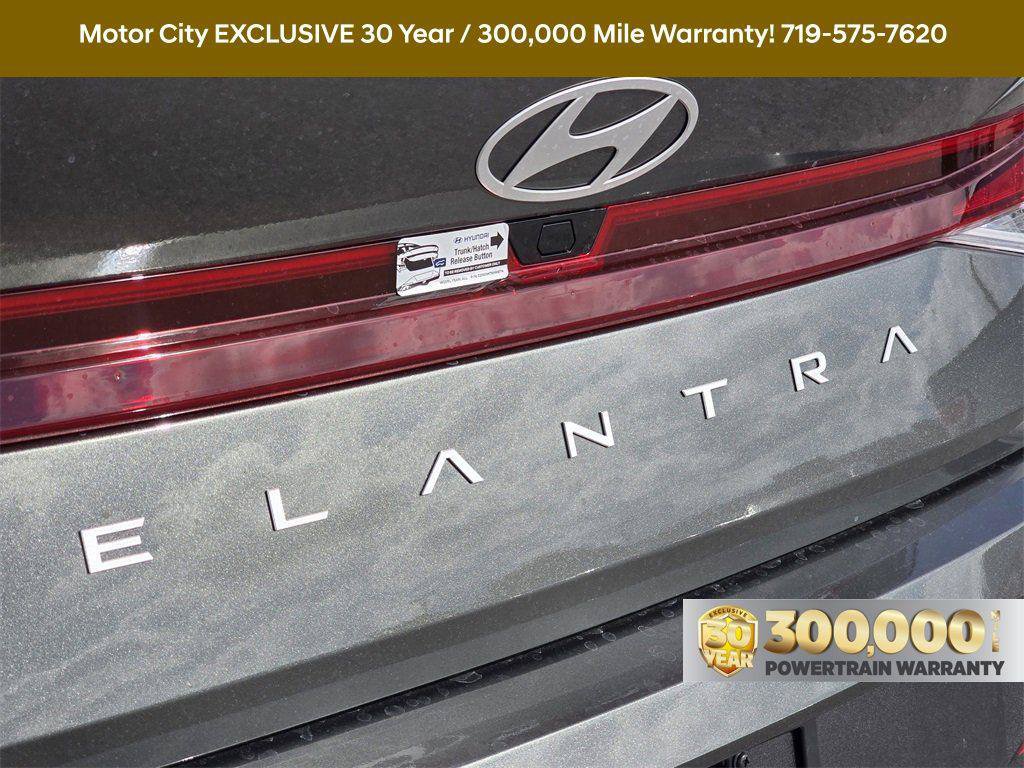 New 2026 Hyundai Elantra Sport FWD image 4