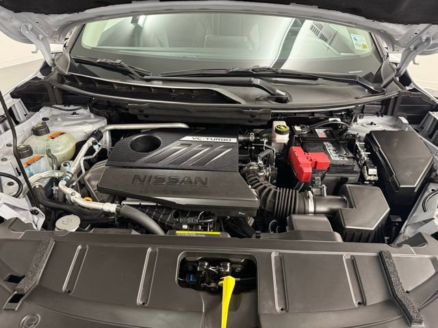 Used 2025 Nissan Rogue SV w/ SV Premium Package image 30