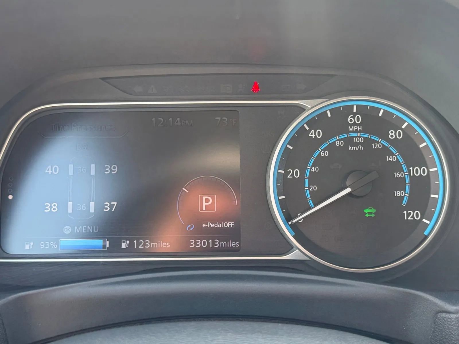 Used 2020 Nissan Leaf SV w/ SV Technology Package image 25