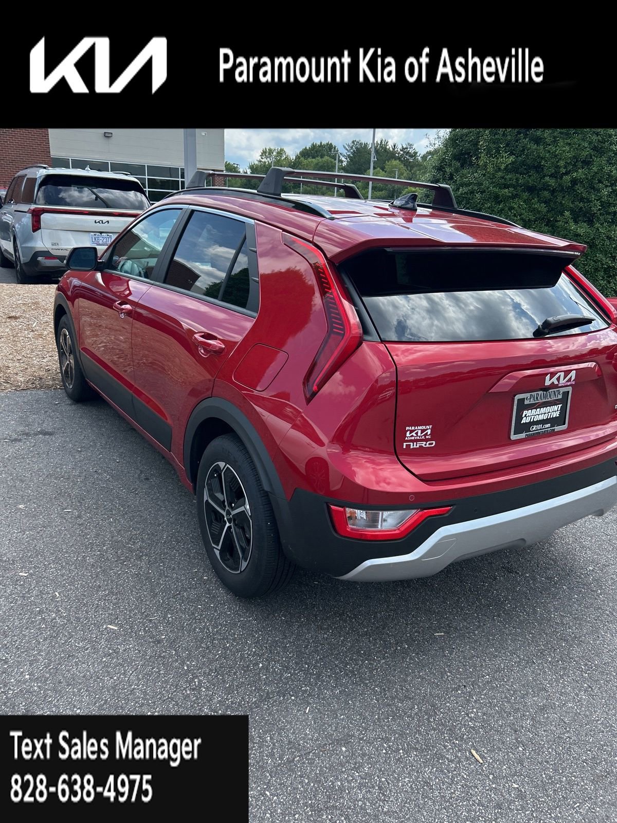 Certified 2025 Kia Niro EX FWD image 12