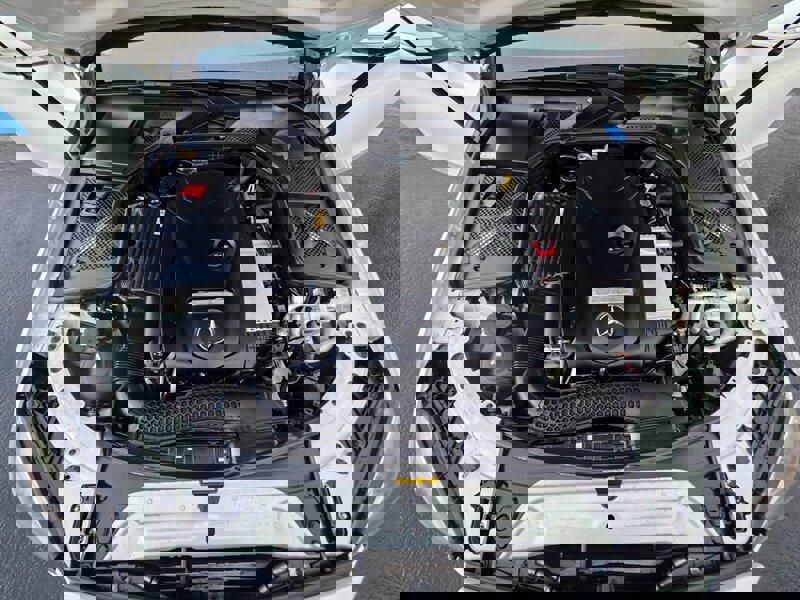 Used 2015 Mercedes-Benz C 300 4MATIC Sedan image 30