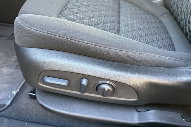 Used 2022 Chevrolet Blazer LT image 13